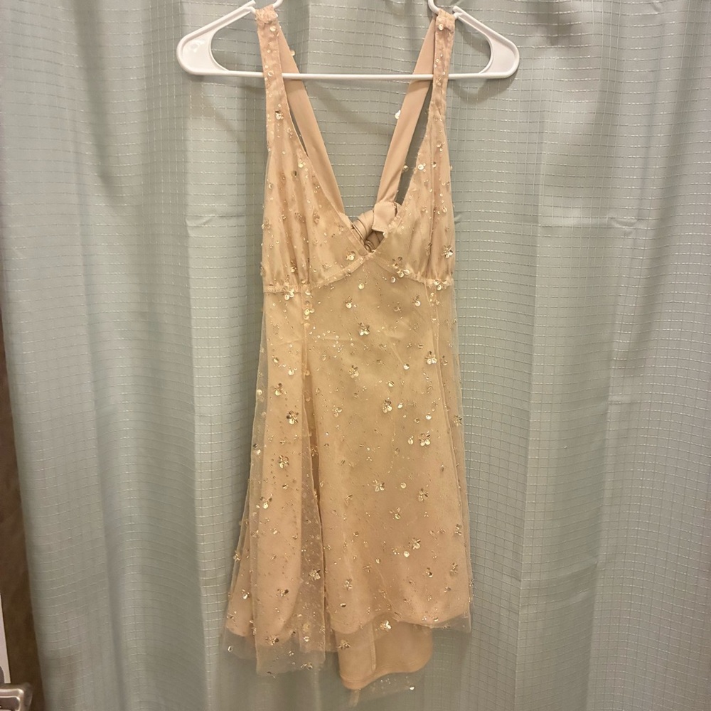 Lucy in the Sky Pale Peach Floral Sequin Mini Dress